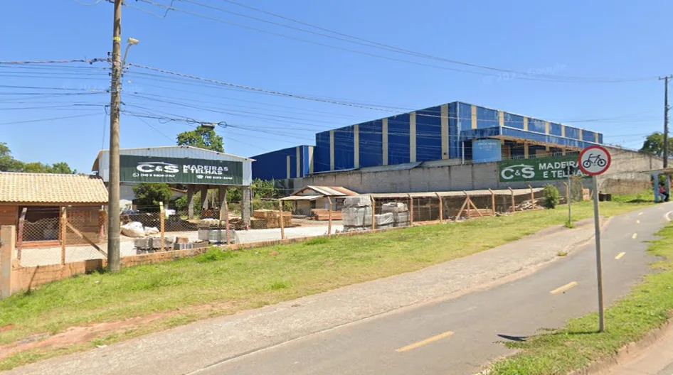 Fachada da C&S Madeiras e Telhas em Salto de Pirapora